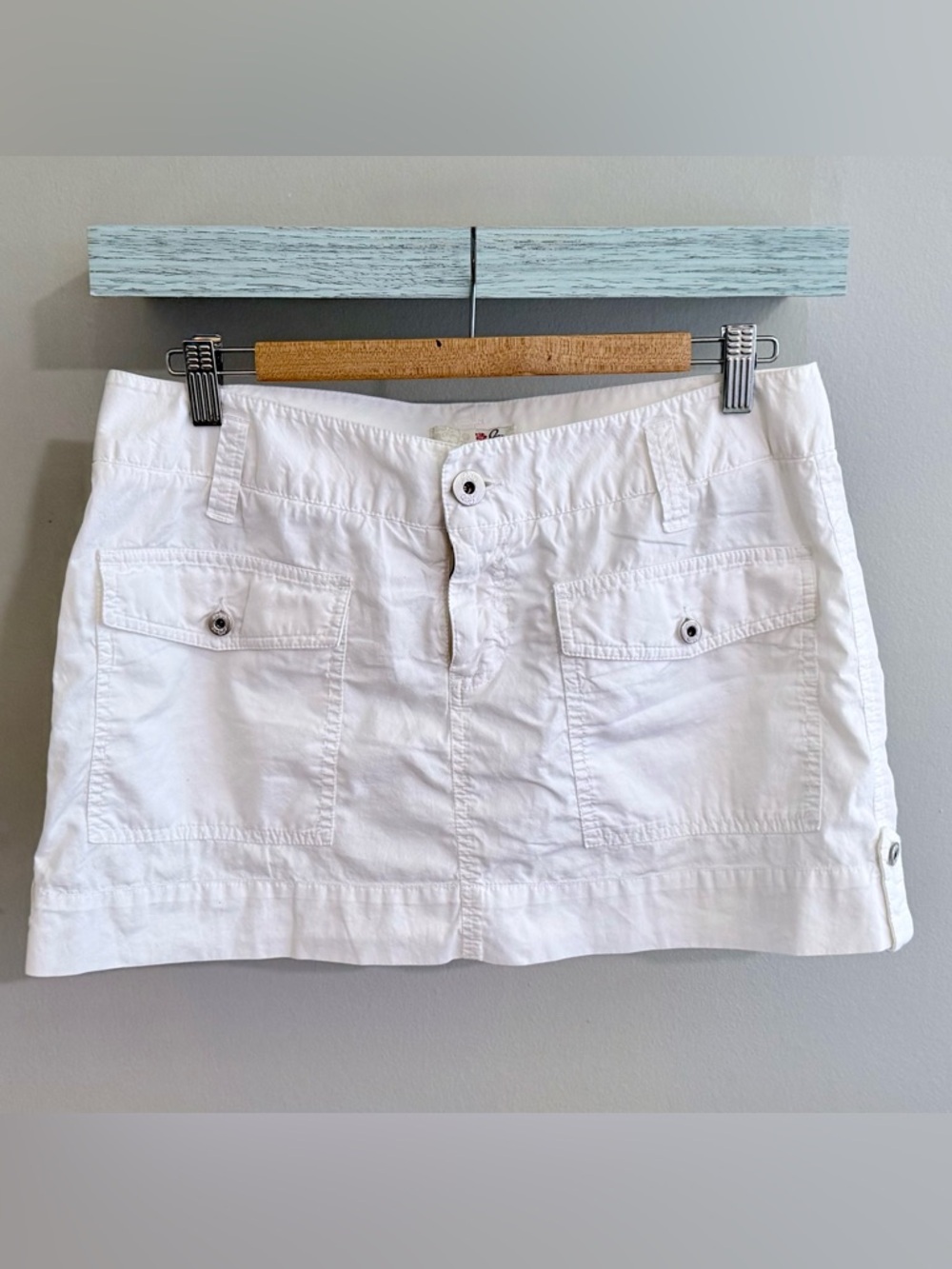 White Cargo Midi Skirt Lightweight Utility Style Skirt Size 10